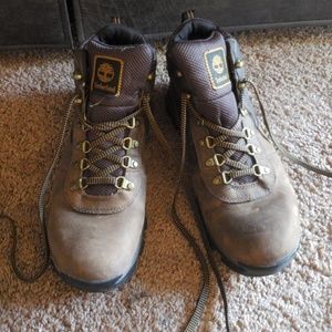 Timberlands water resistant shoes 10.5